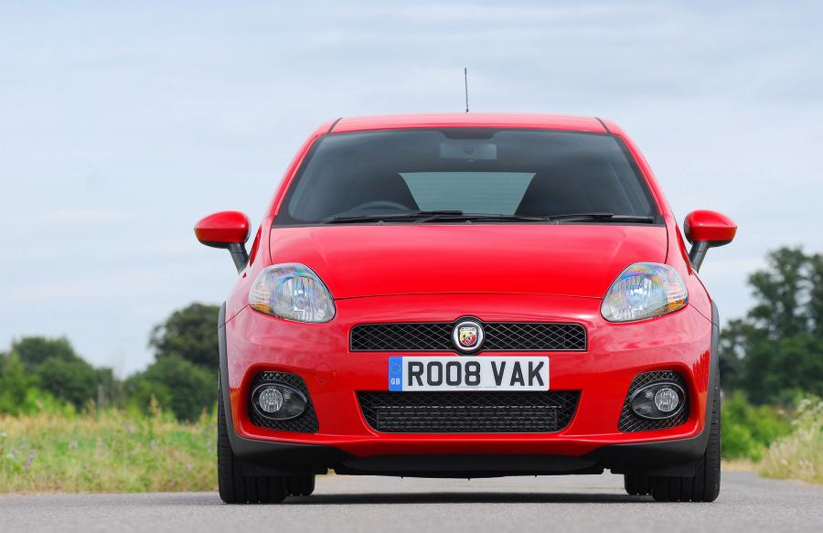  Abarth Grande Punto esseesse (199) 2008 года  (UK) (фото 2 из 21)